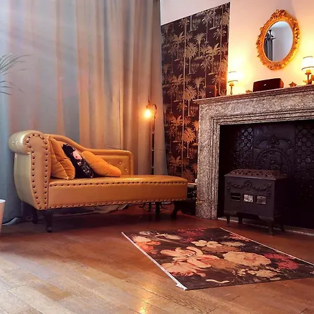 Retro Parisian - 2 Persons - Spacious 75m2 And Fully Equipped - In Center *