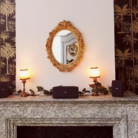 Retro Parisian - 2 Persons - Spacious 75m2 And Fully Equipped - In Center Namur